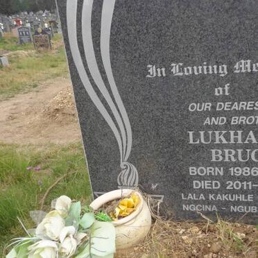 LUKHANYO Bruce 1986-2011