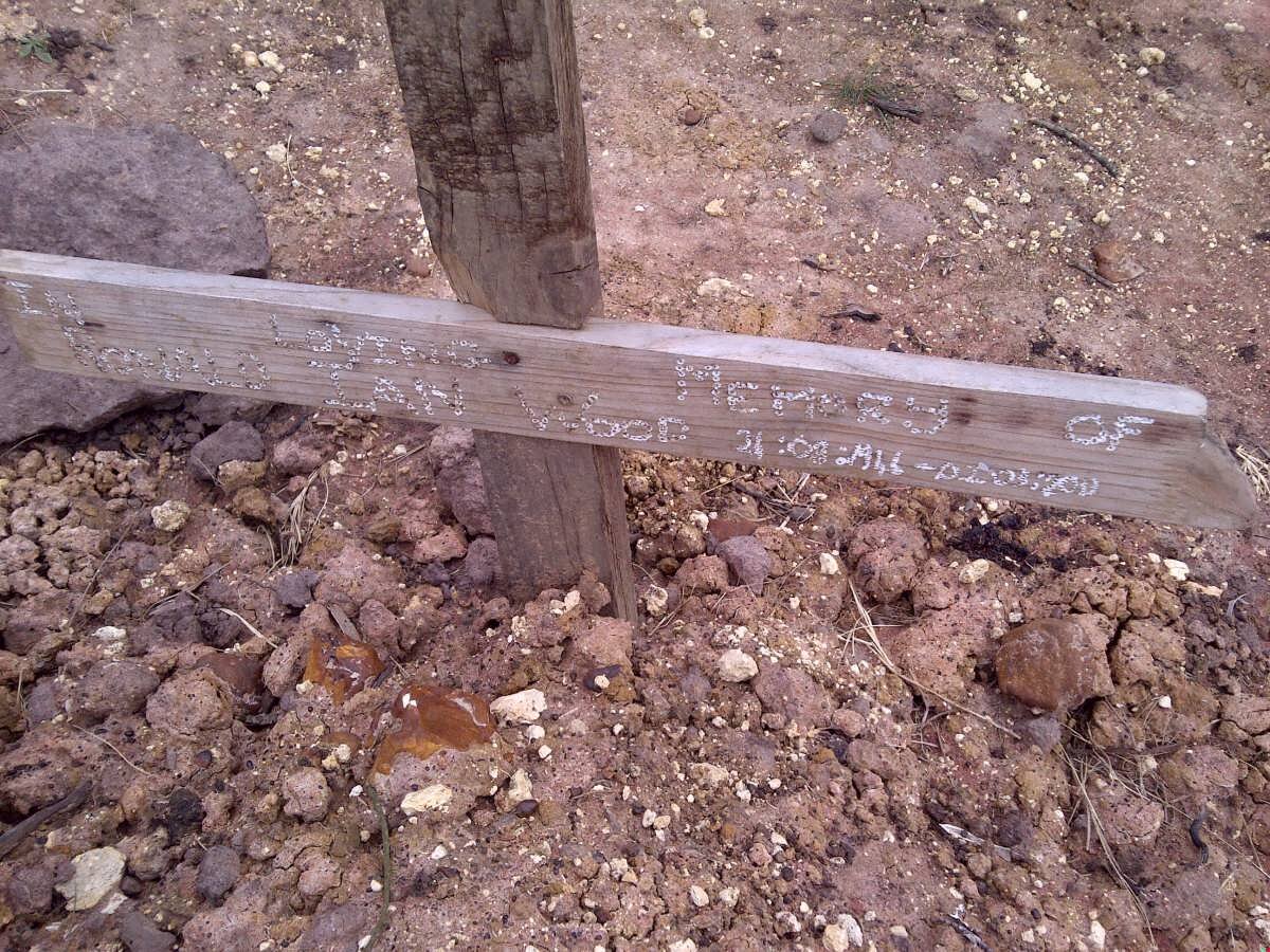 WOOD Ronald Ian 1946-2000