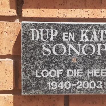 ? Dup &amp; Katie 1940-2003