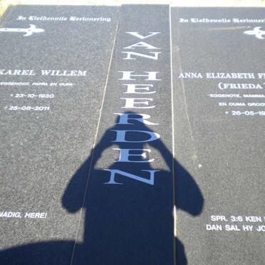 HEERDEN Karel Willem 1930-2011 &amp; Anna Elizabeth Fredrika 1936-
