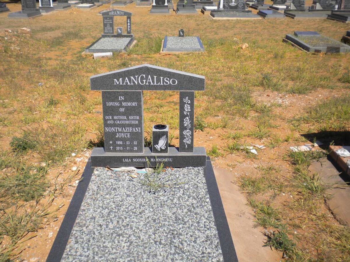MANGALISO Nontwazifani Joyce 1956-2015