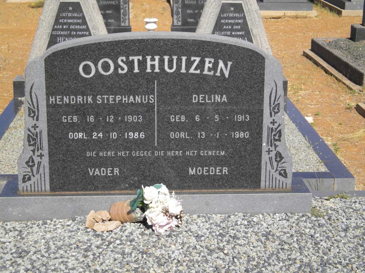 OOSTHUIZEN Hendrik Stephanus 1903-1986 &amp; Delina 1913-1980