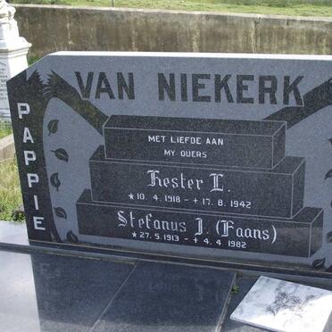 NIEKERK Stefanus J., van1913-1982 &amp; Hester I. 1918-1942