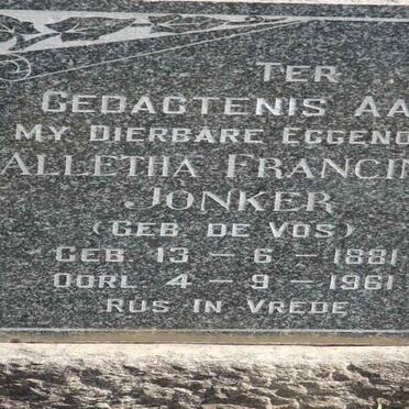 J - Vanne :: Surnames - J