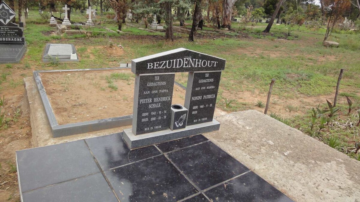 BEZUIDENHOUT Pieter Hendrik Schalk 1942-2008 &amp; Nonini Patricia 1945-