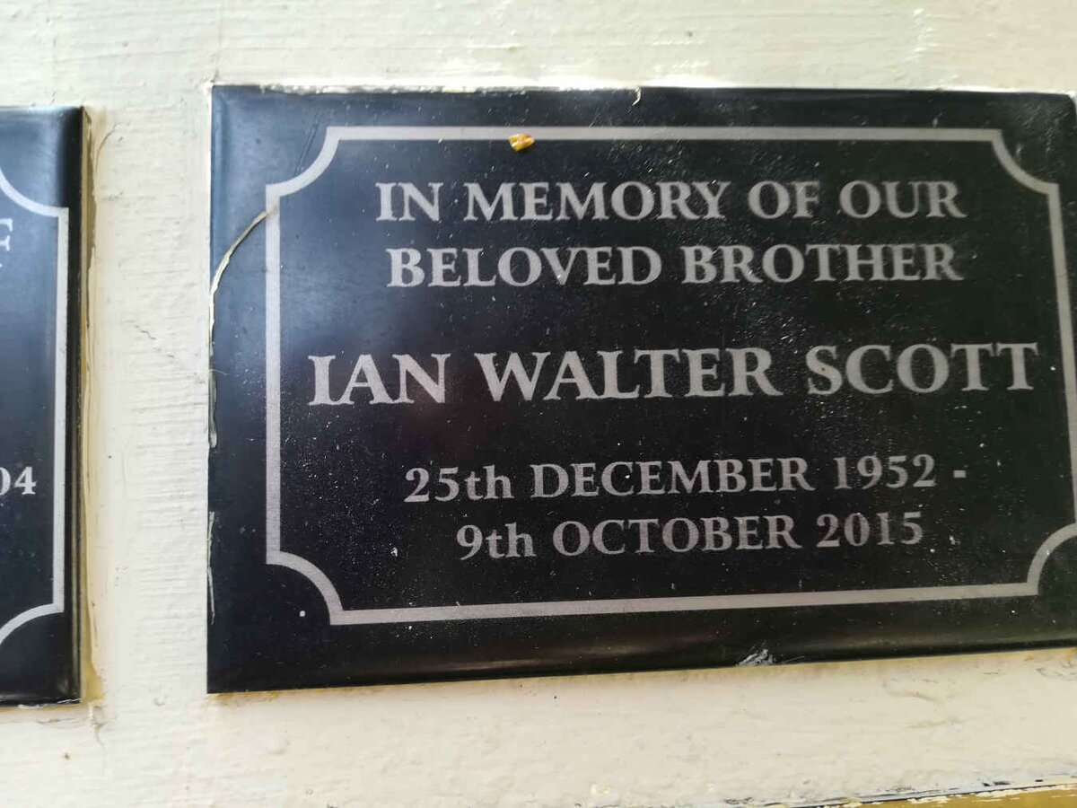 SCOTT Ian Walter 1952-2015