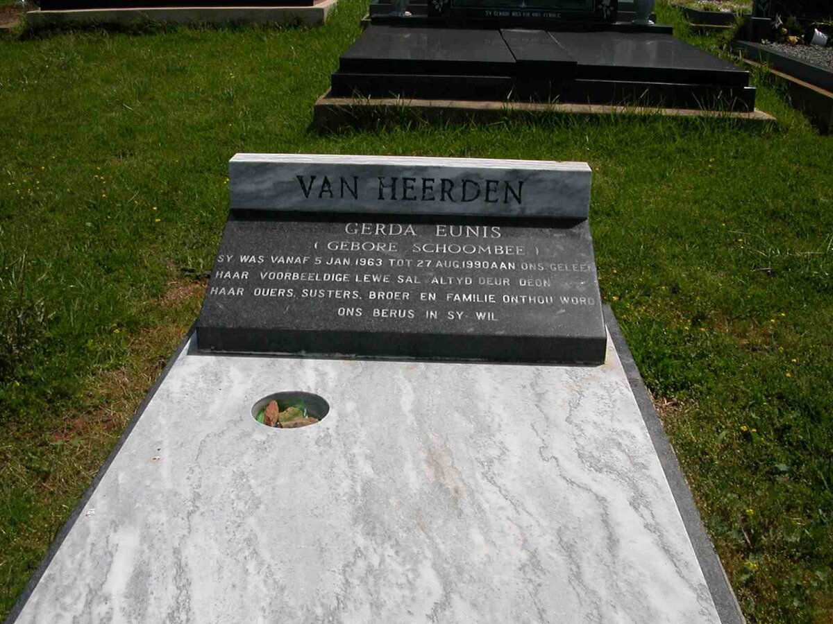 HEERDEN Gerda Eunis, van nee SCHOOMBIE 1963-1990