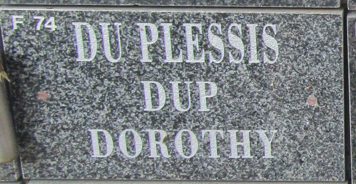 PLESSIS Dup &amp; Dorothy