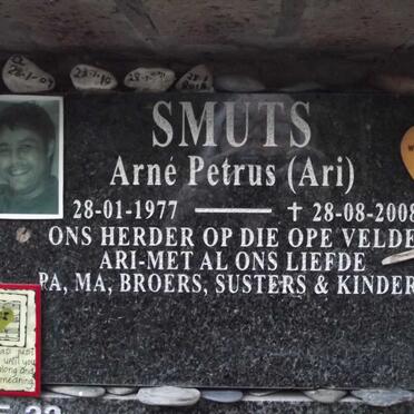 SMUTS Arne Petrus 1977-2008
