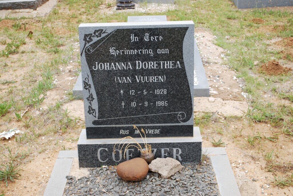 COETZER Johanna Dorethea nee VAN VUUREN 1928-1985