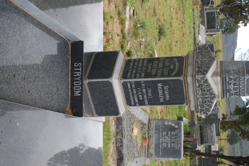 STRYDOM Gert Hendrik Frans 1895-1983 &amp; Susanna Magdalena ROELOFSE -1979