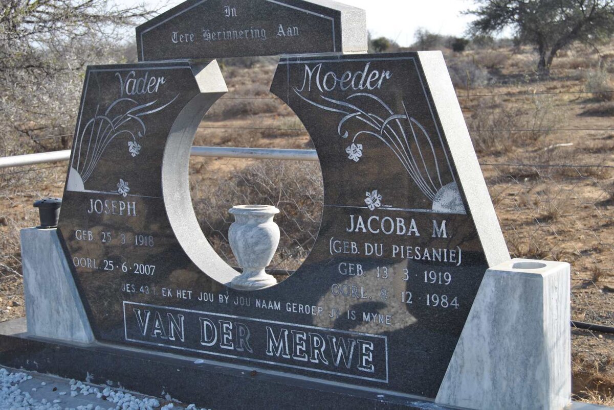MERWE Joseph, van der 1918-2007 &amp; Jacoba M. DU PIESANIE 1919-1984
