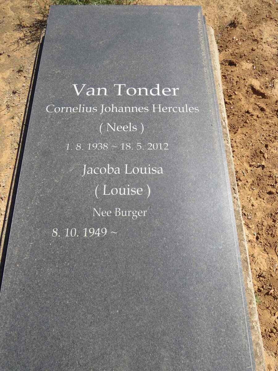 TONDER Cornelius Johannes Hercules, van 1938-2012 & Jacoba Louisa BURGER 1949-