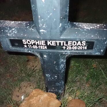 KETTLEDAS Sophia 1924-2014