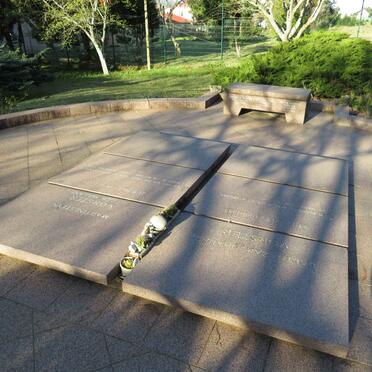 2. Overview / Oorsig