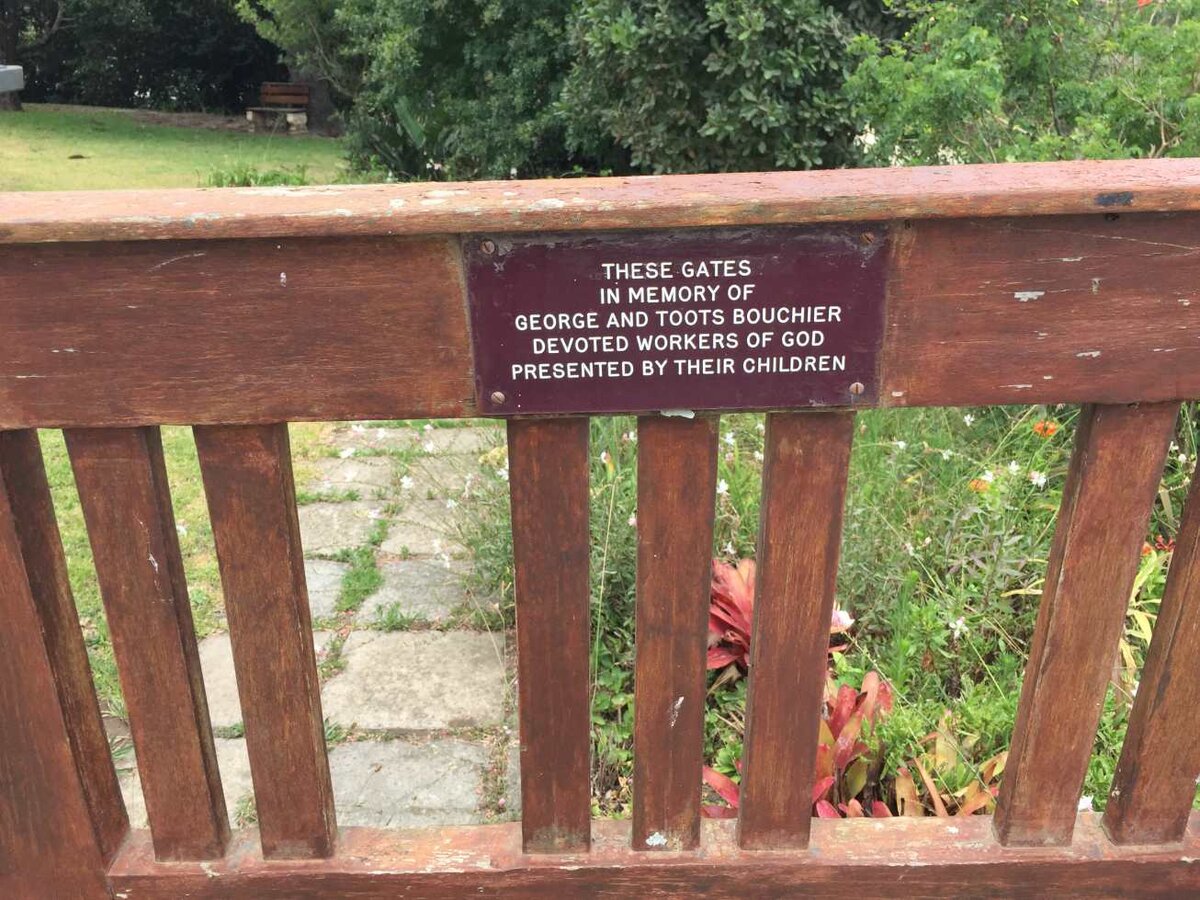 BOUCHIER George &amp; Toots