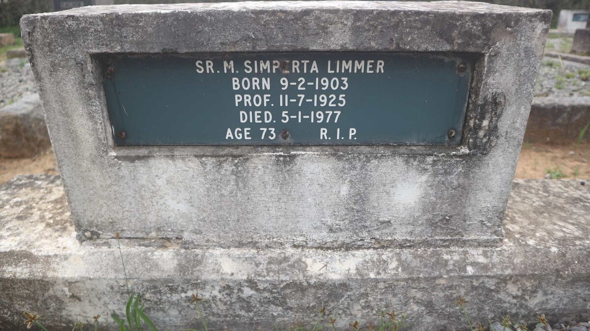 LIMMER Simperta 1903-1977