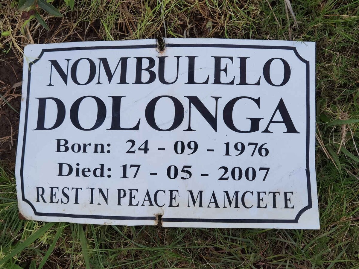DOLONGA Nombulelo 1976-2007