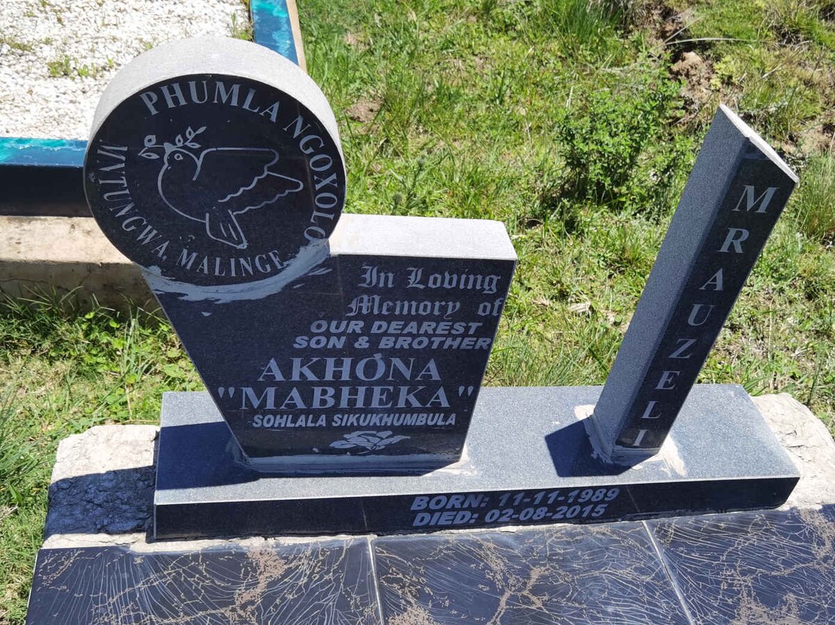MRAUZELI Akhona 1989-2015