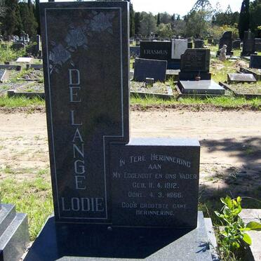 LANGE Lodie, de 1912-1966 &amp; Bettie 1914-1984