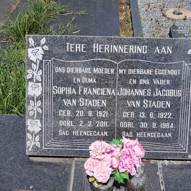 STADEN Johannes Jacobus, van 1922-1984 &amp; Sophia Franciena 1921-2011
