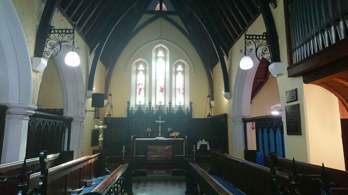 1. View from inside / Binne die kerk