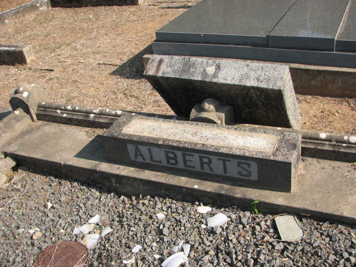 ALBERTS Stephanus Andries 1873-1967 &amp; Fredrika Maria W. LERM 1876-1956