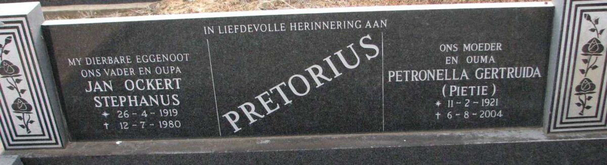 PRETORIUS Jan Ockert Stephanus 1919-1980 &amp; Petronella Gertruida 1921-2004