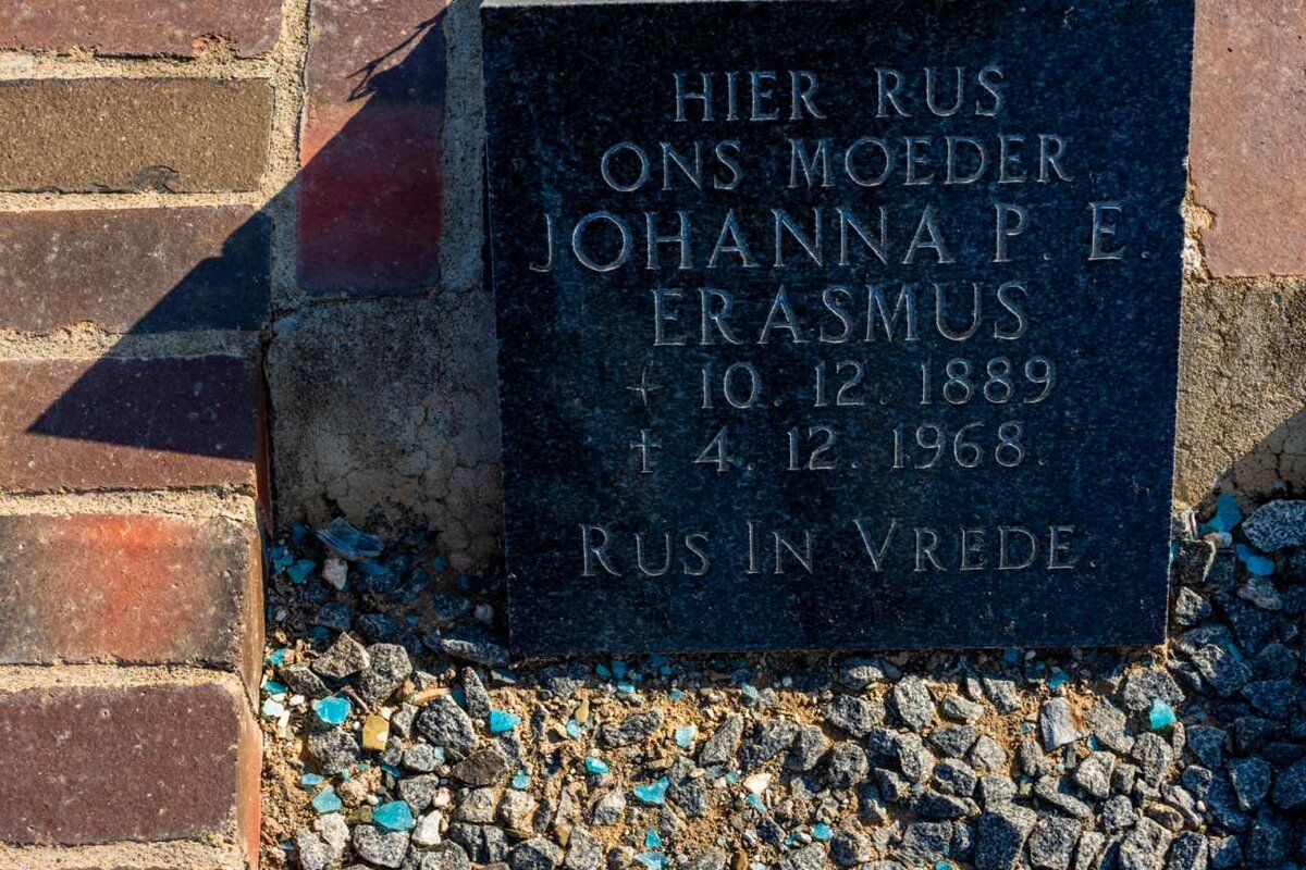 ERASMUS Johanna P.E. 1889-1968