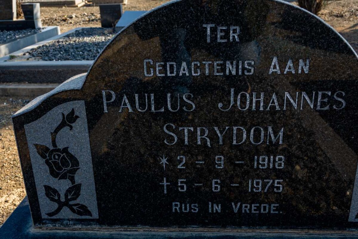 STRYDOM Paulus Johannes 1918-1975
