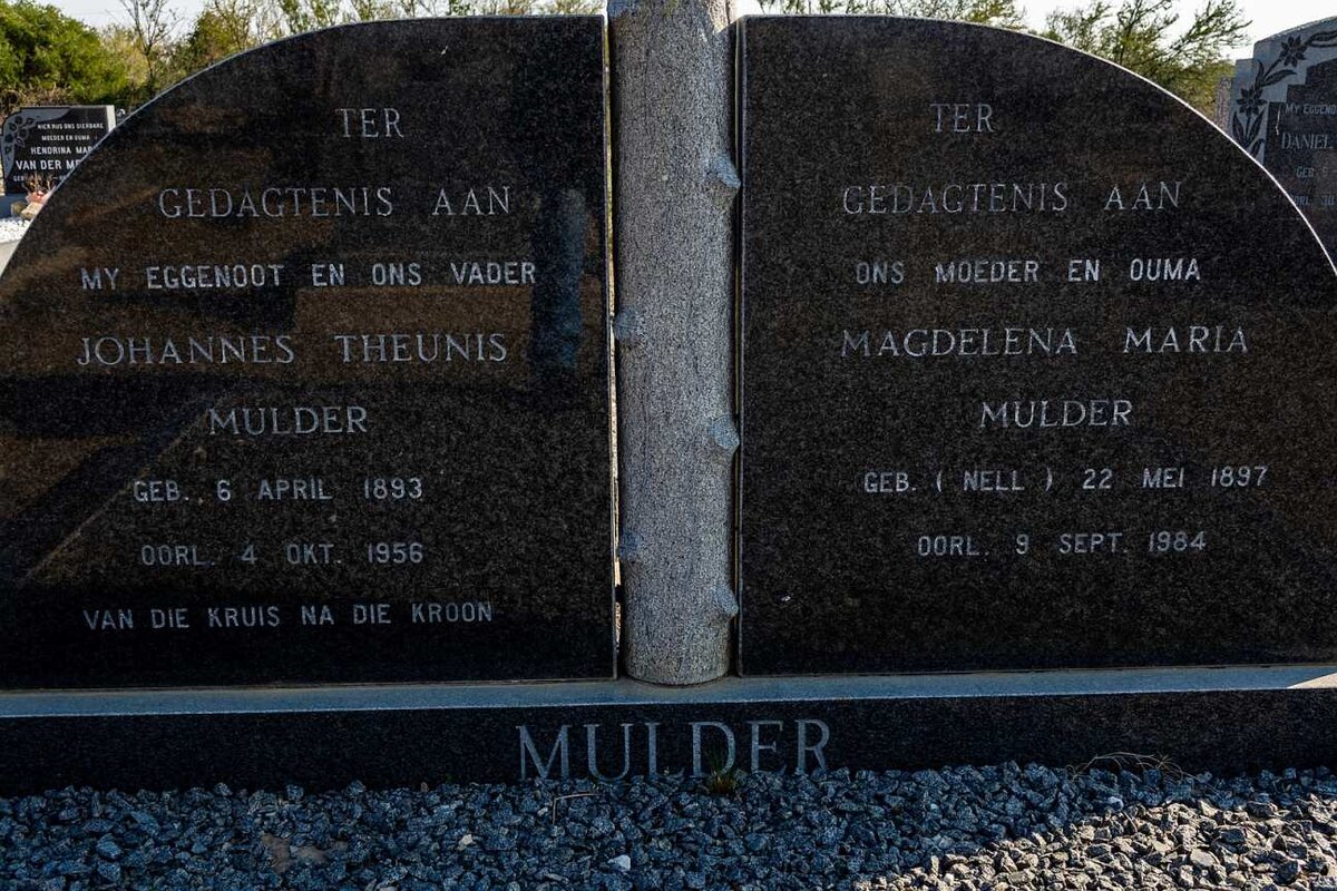 MULDER Johannes Theunis 1893-1956 &amp; Magdelena Maria NELL 1897-1984
