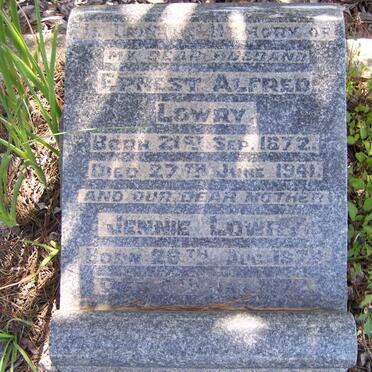 LOWRY Ernest Alfred 1872-1941 &amp; Jennie 1870-1972