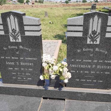 RUITERS Amsterdam P. 1910-1969 &amp; Annie S. ROY 1914-1978