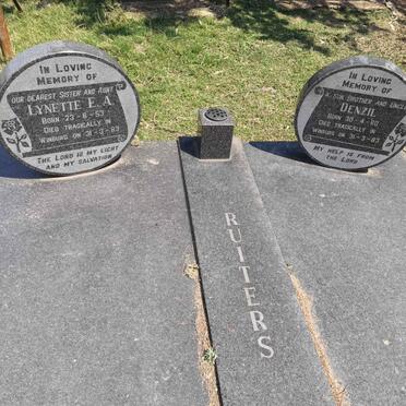 RUITERS Denzil 1960-1983 &amp; Lynette E.A. 1953-1983