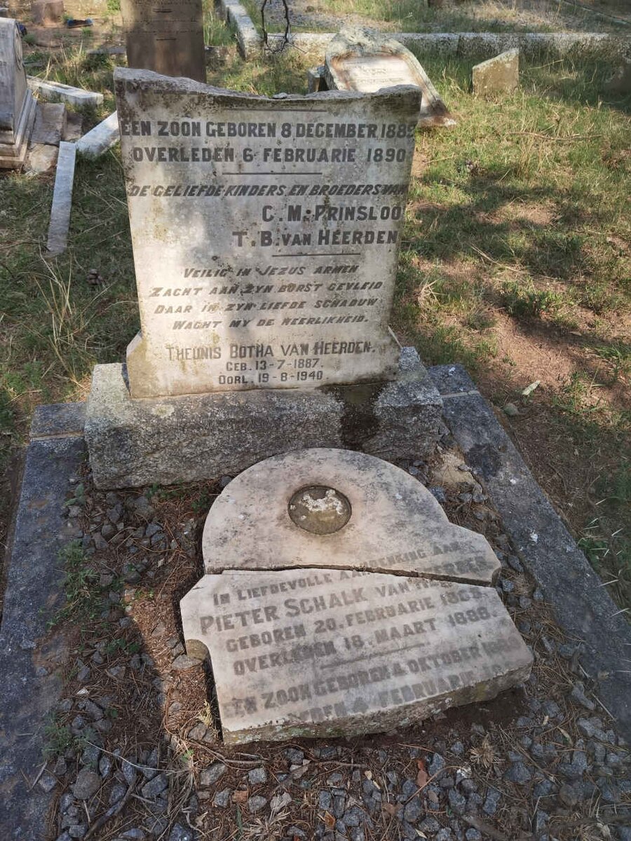 HEERDEN Pieter Schalk, van 188?-1888 :: VAN HEERDEN Theunis Botha 1887-1940