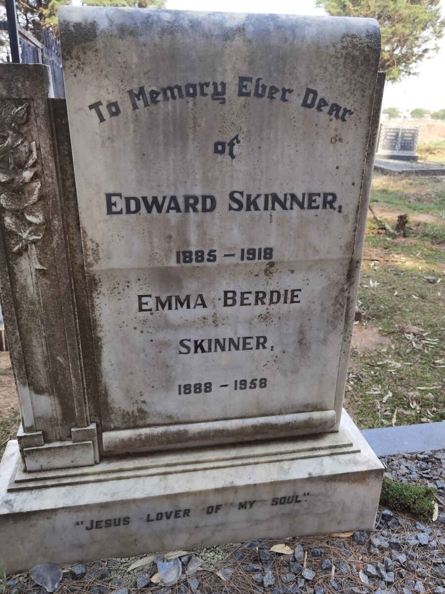 SKINNER Edward 1885-1918 &amp; Emma Berdie 1888-1958