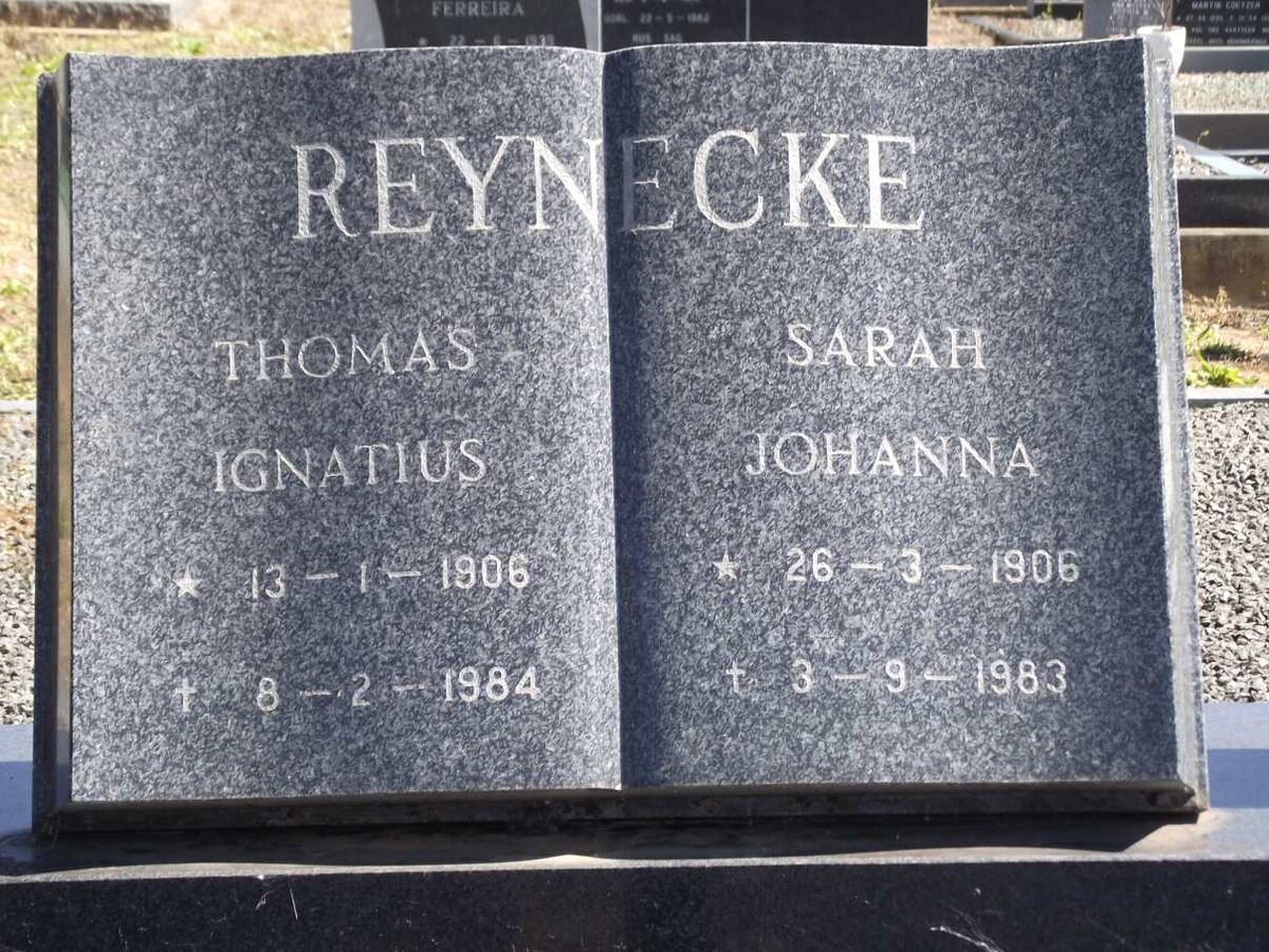 REYNECKE Thomas Ignatius 1906-1984 &amp; Sarah Johanna 1906-1983