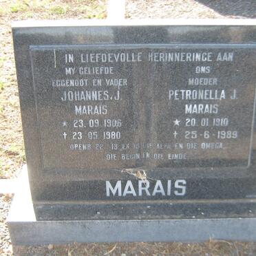 MARAIS Johannes J. 1906-1980 &amp; Petronella J. 1910-1989