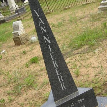 NIEKERK, van 1964-1979