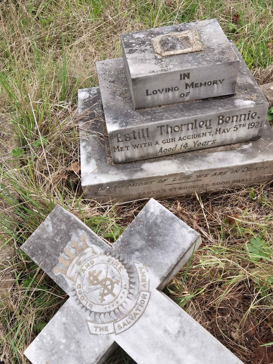 BENNIE Estill Thornley -1921