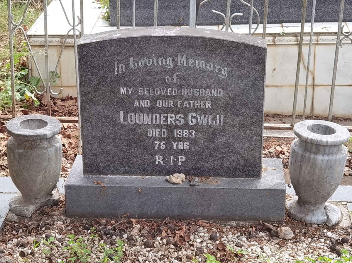 GWIJI Lounders -1983