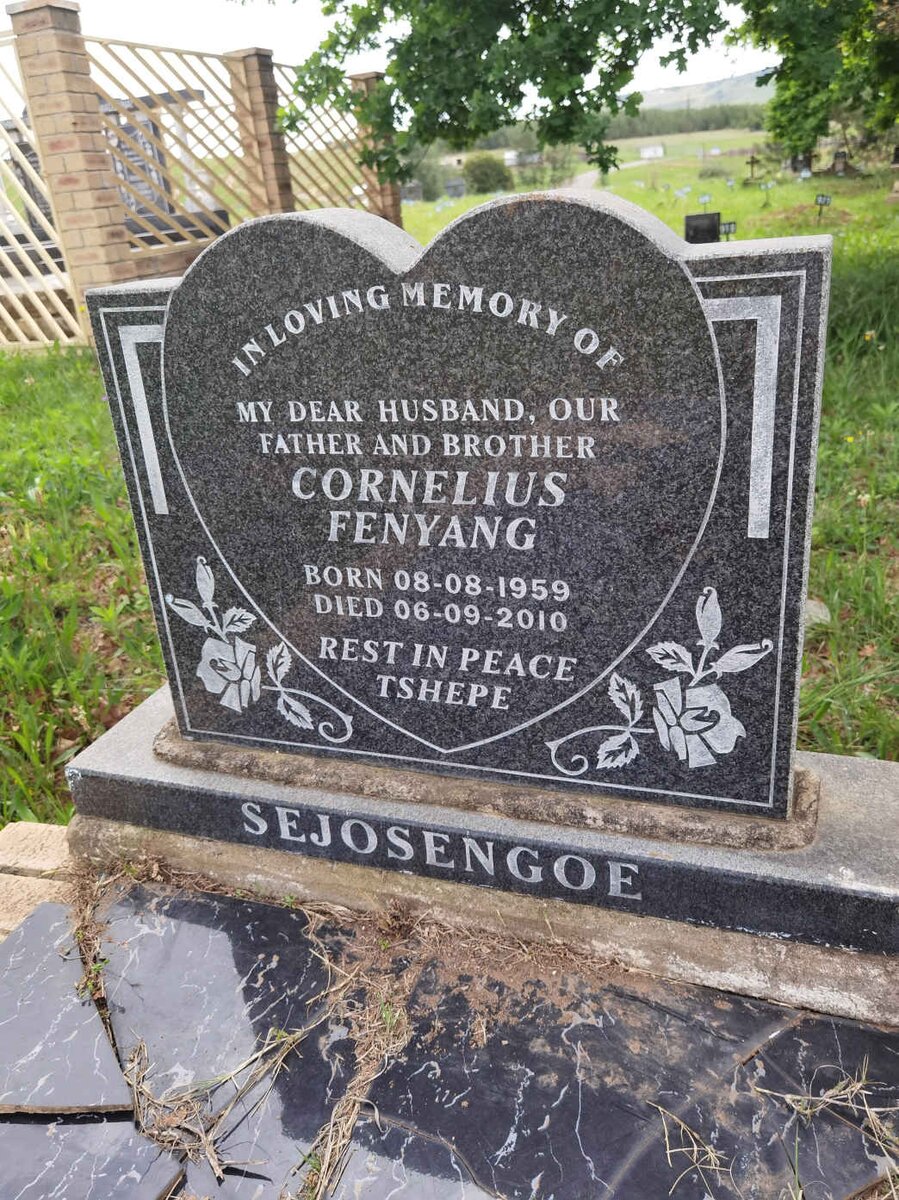 SEJOSENGOE Cornelius Fenyang 1959-2010