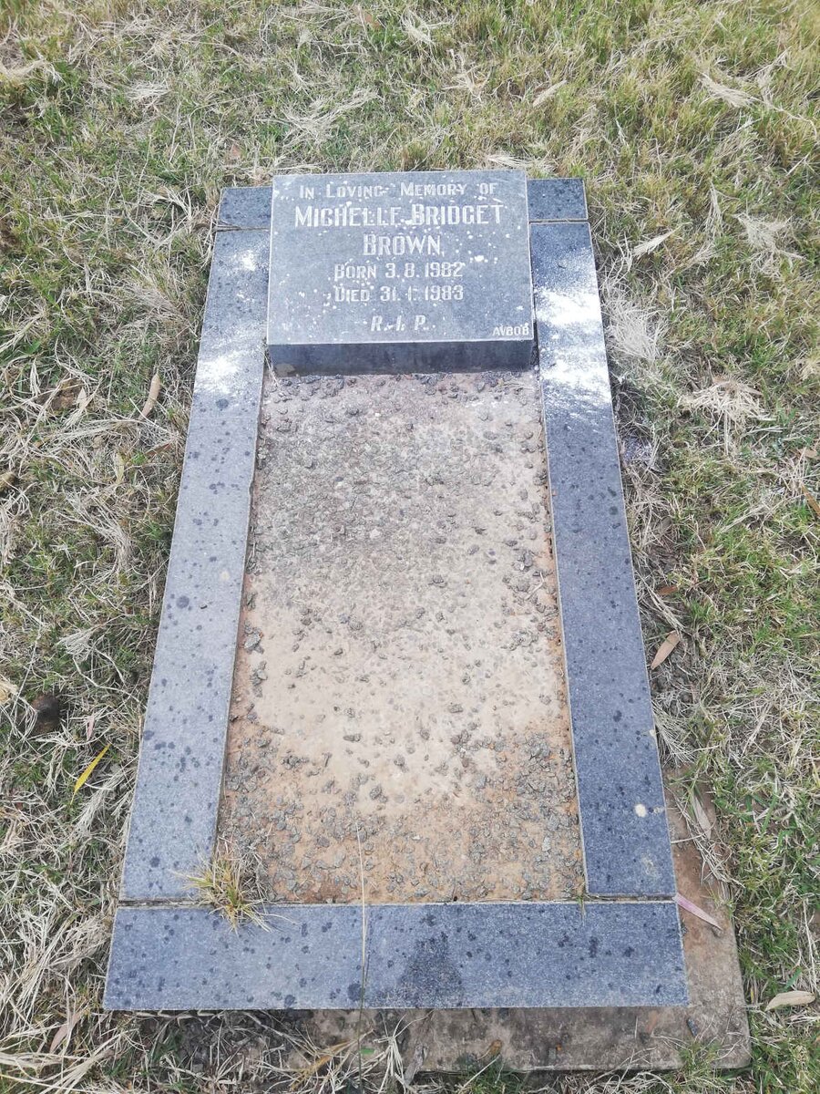 BROWN Michelle Bridget 1982-1983