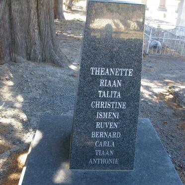 KITCHING Joseph 1921-2000 :: KITCHING Dora