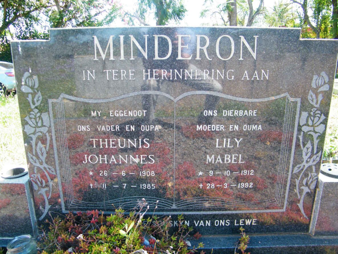 MINDERON Theunis Johannes 1908-1985 &amp; Lily Mabel 1912-1992