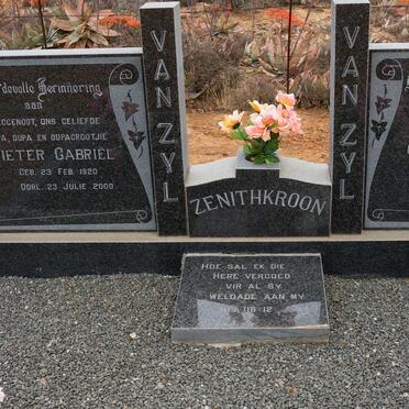 ZYL Pieter Gabriel, van 1920-2000 &amp; Gesiena Sophia GROBLER 1920-2015