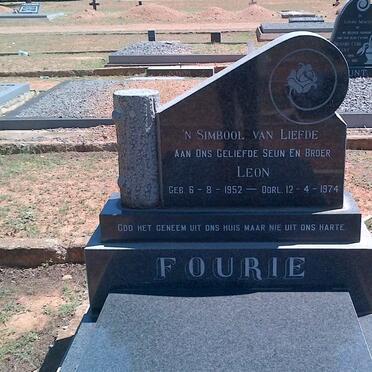 FOURIE Leon 1952-1974