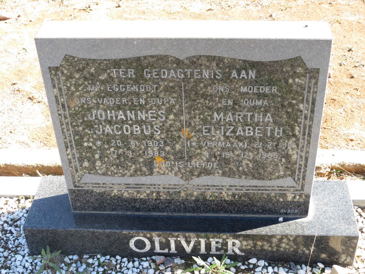 OLIVIER Johannes Jacobus 1903-1983 Martha Elizabeth VERMAAK 1912-1985