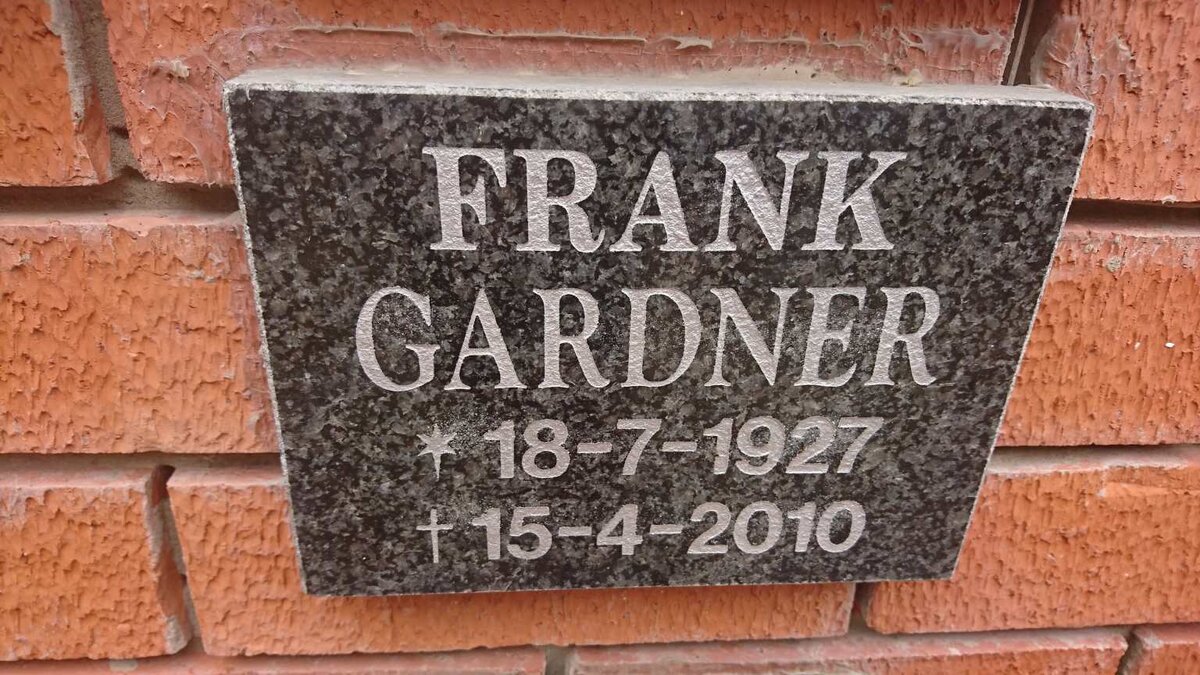 GARDNER Frank 1927-2010