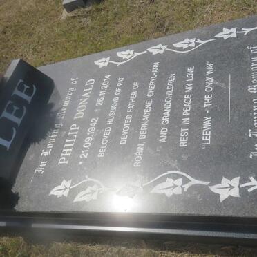 LEE Philip Donald 1942-2014 &amp; Patricia Norma 1944-2016